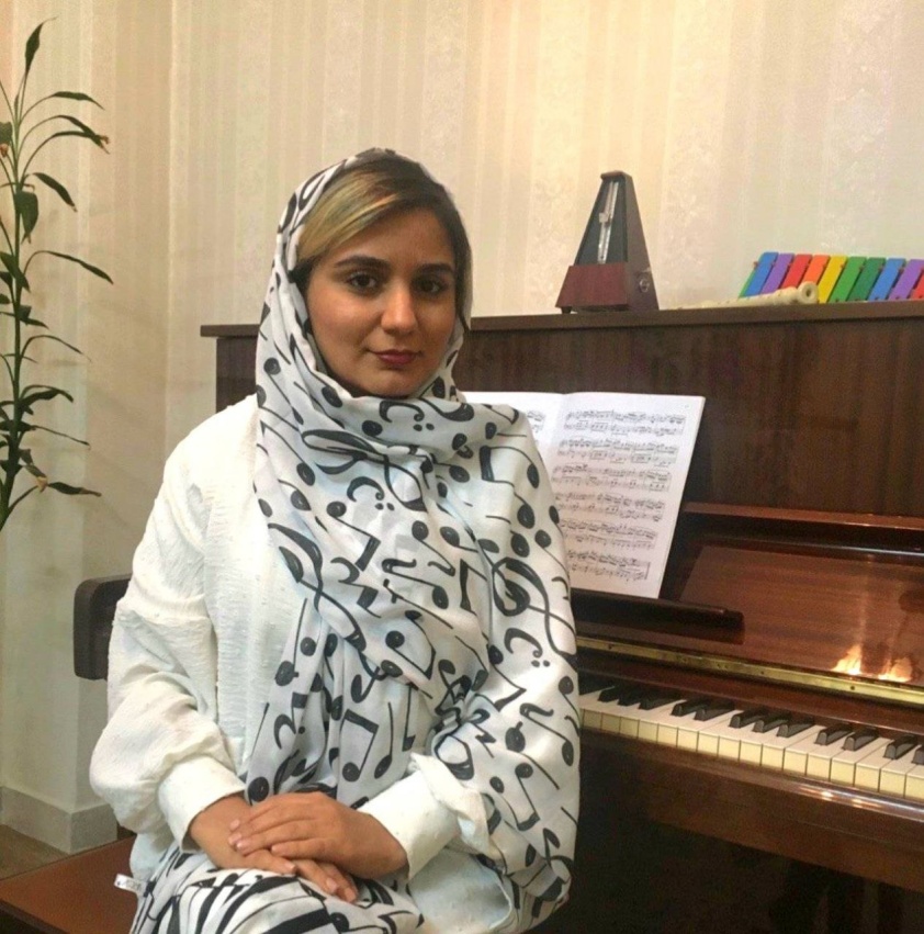 مژگان محسنی