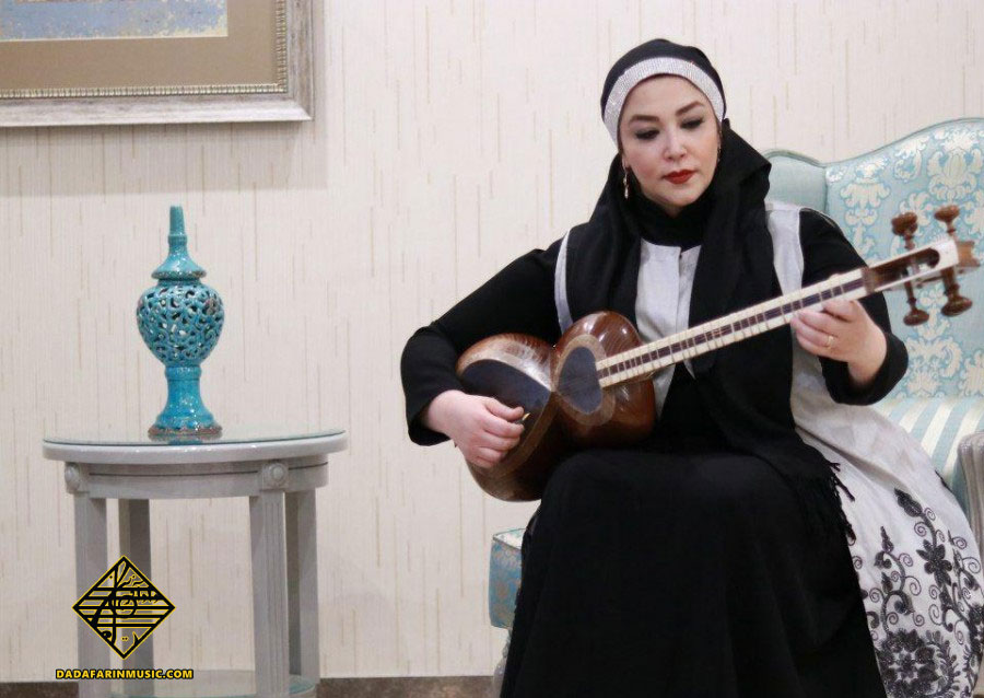 آزاده امیری نوازنده تار آزاده امیری نوازنده تار
